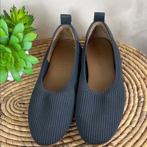 Everlane Knit Day Glove Flats in Slate 6.5 - Picture 4 of 9